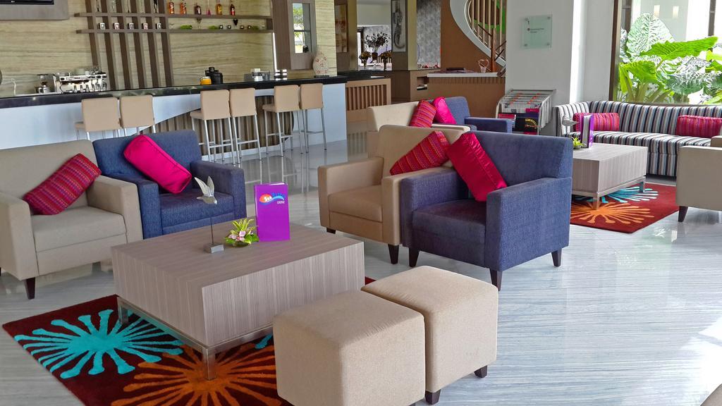Mercure Palu Exterior photo