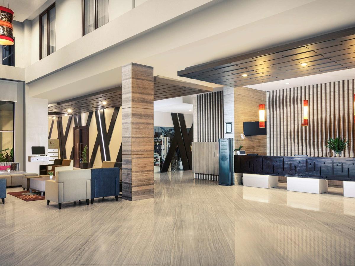 Mercure Palu Exterior photo