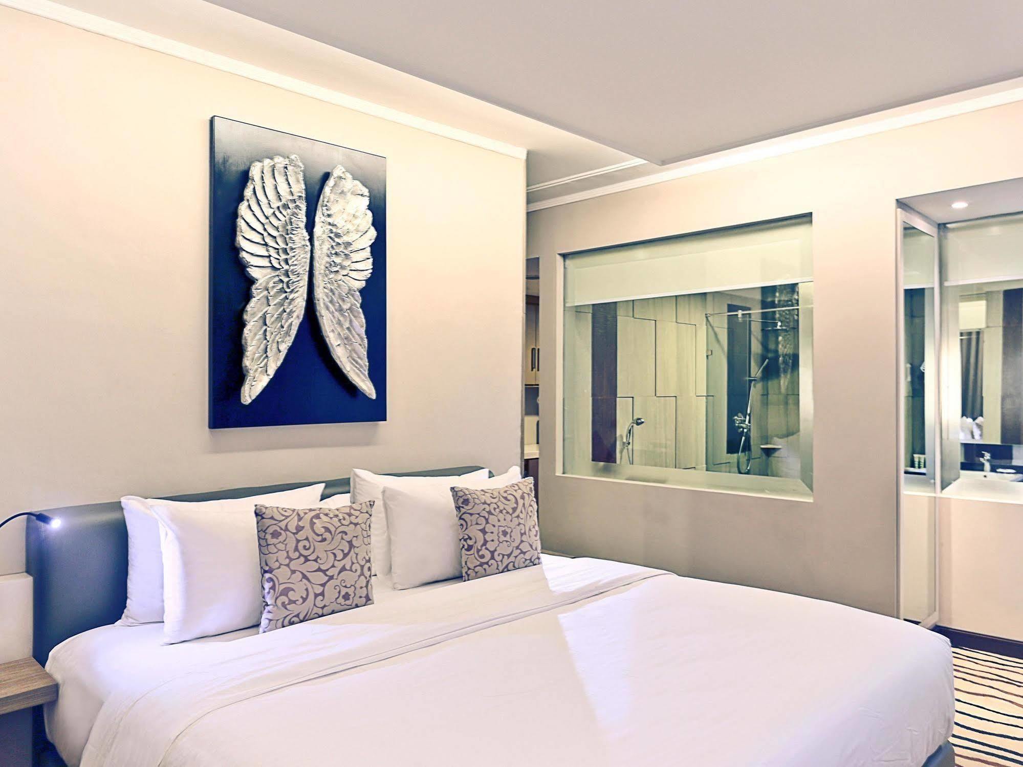 Mercure Palu Exterior photo