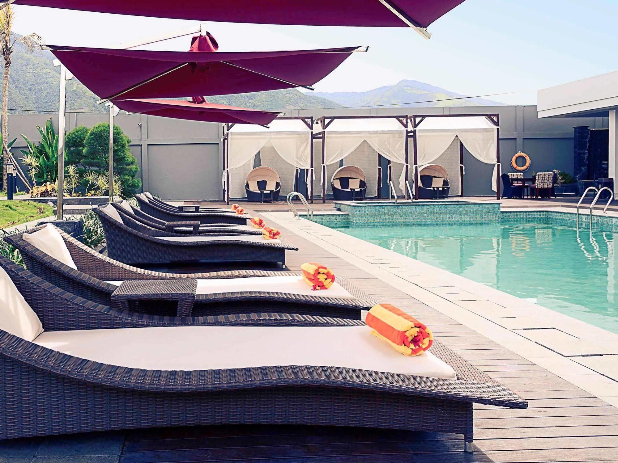 Mercure Palu Exterior photo