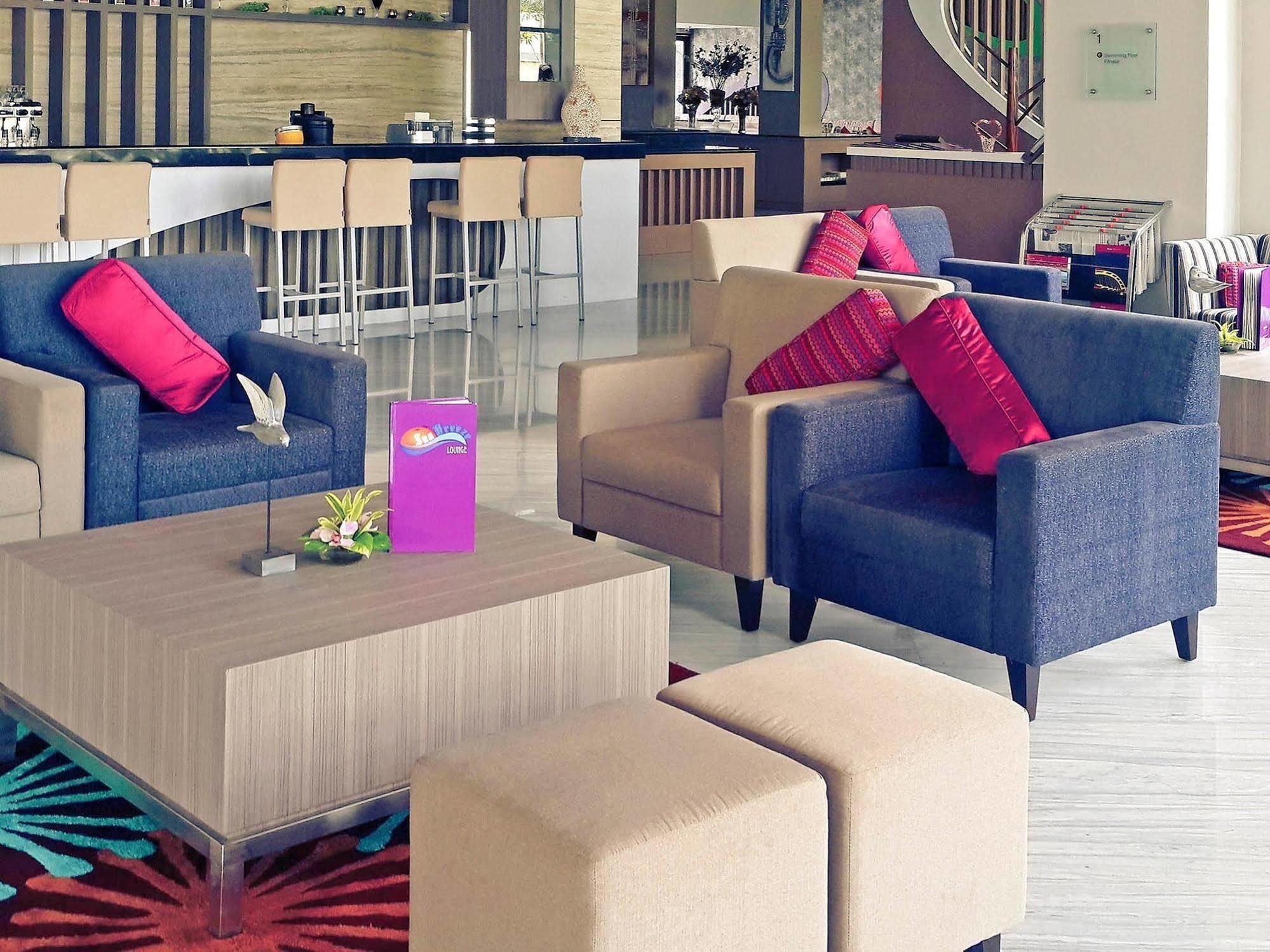 Mercure Palu Exterior photo