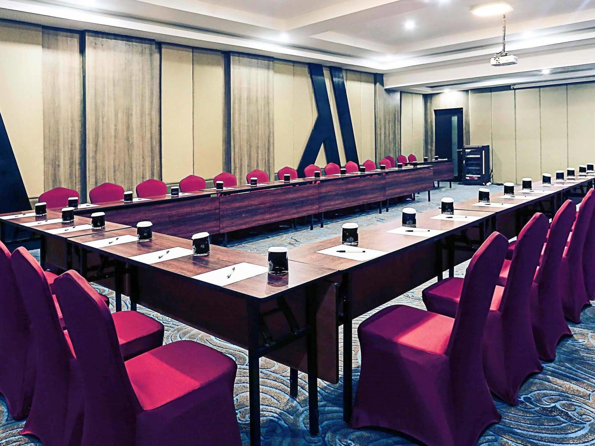 Mercure Palu Exterior photo